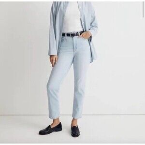 Madewell The Perfect Summer Light Wash Straight Leg Jean, size 26
